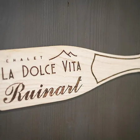 Dolce Apartment *